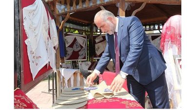 Canik Belediye Başkanı İbrahim Sandıkçı, kadınları mesleki eğitim ve sosyal