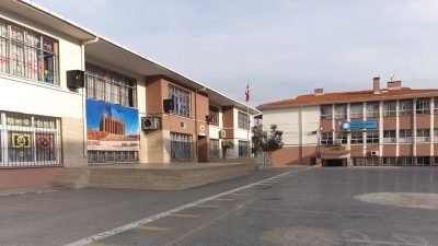 Karabağlar Hüseyin Akdağ İlkokulu'nda bağış baskısı! BSHA'ya ulaşan bir öğrenci