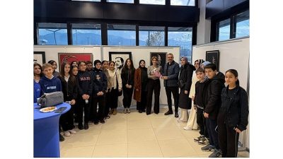 Kartepe Belediyesi Sanat Evi geleneksel el sanatlarının en zarif örneklerinden