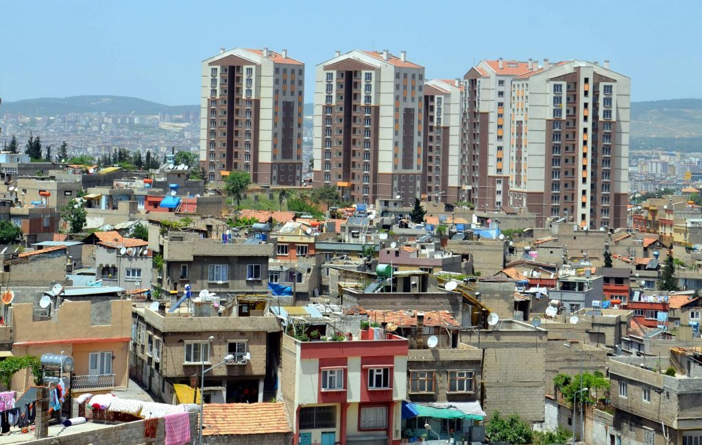 Oldukça sinsi ilerleyen, akciğer zarını tutan ölümcül bir kanser olan