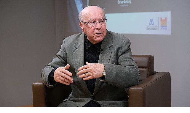 Tahsin Yıldırım’ın sunduğu “Kitabiyat” söyleşilerinde ocak ayı konuğu yazar Adnan