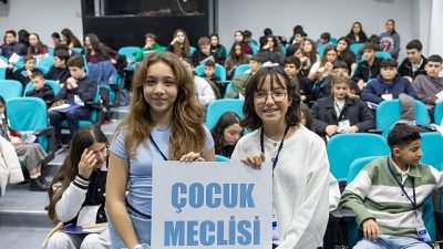 Konak Belediye Başkanı Nilüfer Çınarlı Mutlu, Konak Kent Konseyi bünyesinde