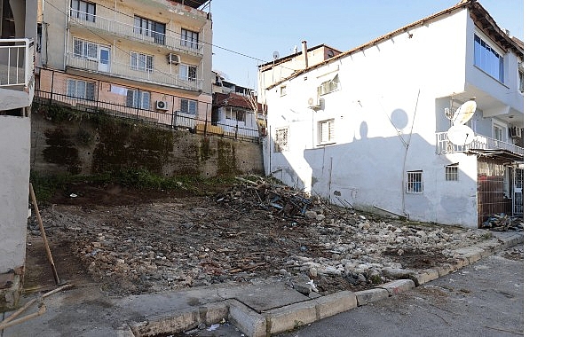 Konak Belediyesi, ilçede halk sağlığı ve güvenliği açısından risk oluşturan