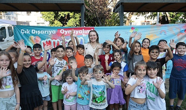 Konak Belediyesi, karne alan çocuklar için düzenlediği etkinliklerle tatil günlerine