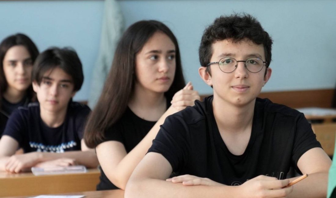 Liselere Geçiş Sistemi (LGS) kapsamındaki merkezî sınava yönelik birinci örnek