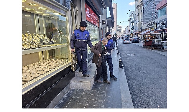 Kocaeli Büyükşehir Belediyesi Zabıta Dairesi Başkanlığı’na bağlı ekipler, kentin farklı