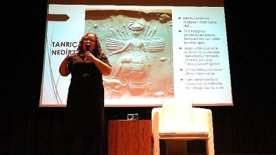 Maltepe Belediyesi’nin ocak ayı etkinlikleri kapsamında düzenlediği söyleşide, Anadolu tarihi