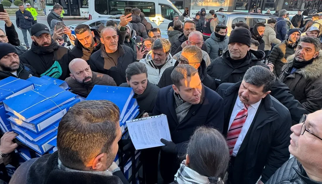 Martı TAG kurucusu Oğuz Alper Öktem, paylaşımlı yolculuk yönetmeliğinin hayata