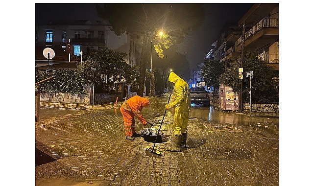 Milas Belediyesi ekipleri gün boyu etkisini sürdüren yoğun yağışlar nedeniyle