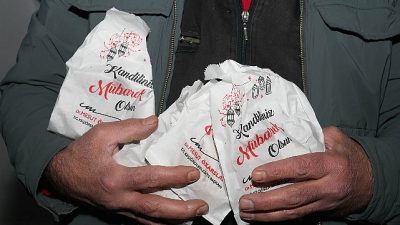 Keçiören Belediyesi, Miraç Kandili dolayısıyla ilçe genelindeki camilerde vatandaşlara kandil