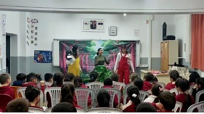 Ege Üniversitesi Edebiyat Fakültesi Sanat Tarihi Bölümü lisans öğrencisi Ekim