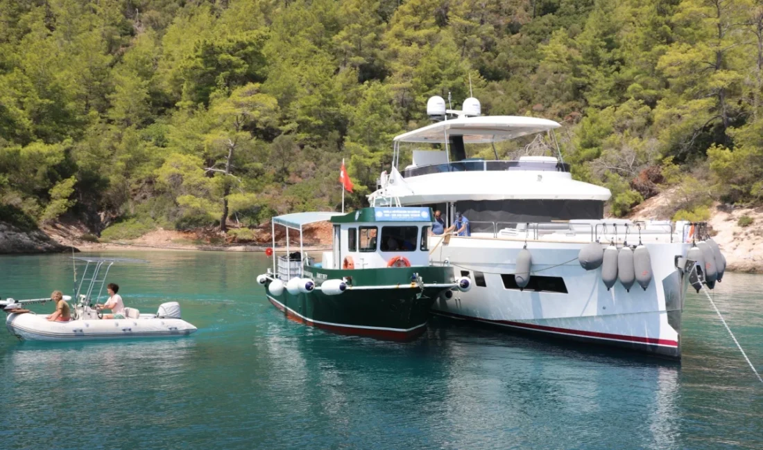 Muğla Büyükşehir Belediyesi, denizlerin korunmasına yönelik çalışmalarını güçlendiriyor. Deniz kirliliğiyle