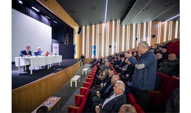 İzmir Büyükşehir Belediye Başkanı Cemil Tugay, Kemalpaşa’daki 49 mahallenin muhtarıyla