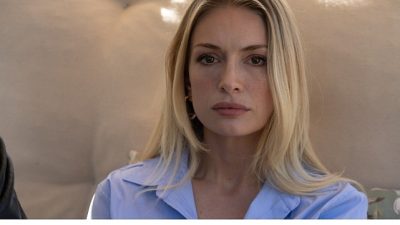 Netflix, başrollerini İbrahim Çelikkol, Emine Meyrem ve Yasemin Kay Allen’ın paylaştığı yeni dizisi Ayrılık da