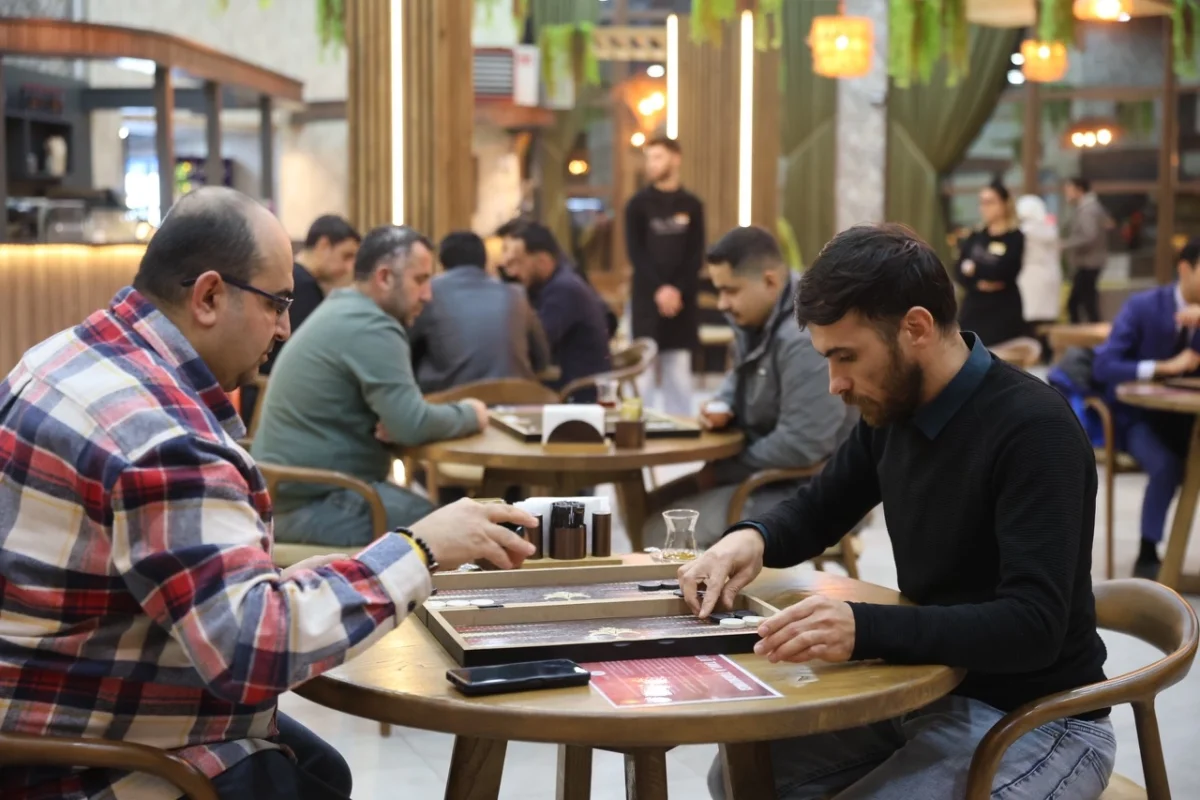 Nevşehir Belediyesi tarafından bu yıl ikincisi düzenlenen Tavla Turnuvası, rekabetin