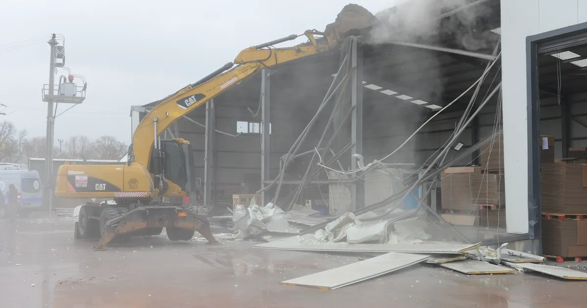 Nilüfer Belediyesi, kaçak yapılaşmayla mücadelesini kararlılıkla sürdürüyor. Belediye ekipleri son