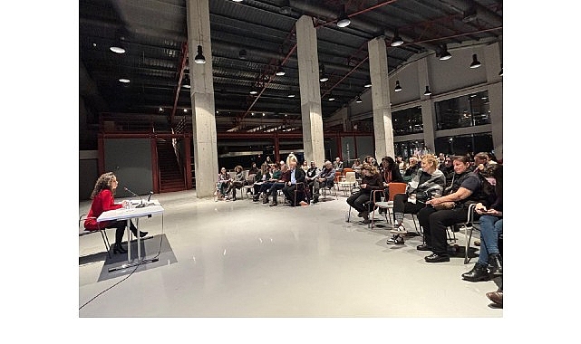 Nilüfer Felsefe Buluşmaları’na konuşmacı olarak katılan Prof. Dr. Berfin Kart