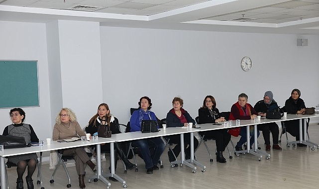 Nilüfer Belediyesi’nin ev sahipliğinde bir araya gelen kadın dernekleri, dayanışmayı