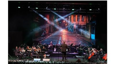 Kocaeli Büyükşehir Belediyesi Oda Orkestrası, dinleyicisini kırmadı. Çok sevilen Toygar