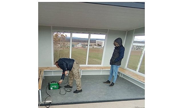 Kahramankazan Belediye Başkanı Selim Çırpanoğlu, öğrencilerden gelen talep üzerine okul