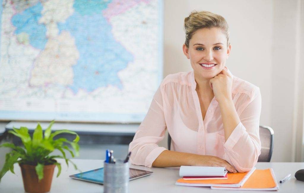 Millî Eğitim Bakanı Yusuf Tekin'in imzasını taşıyan "24 Kasım Öğretmenler