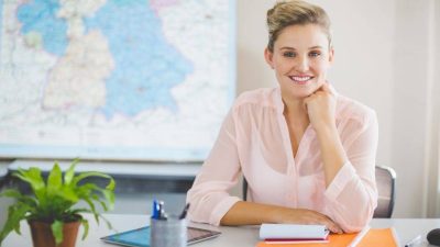 Millî Eğitim Bakanı Yusuf Tekin'in imzasını taşıyan "24 Kasım Öğretmenler