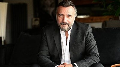Ünlü oyuncu Oktay Kaynarca, “Bebek Oteli” kapsamında yürütülen soruşturma çerçevesinde