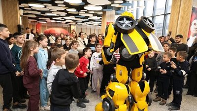 Sömestr tatilinde öğrencileri bilimle buluşturmak için harekete geçen Osmangazi Belediyesi,