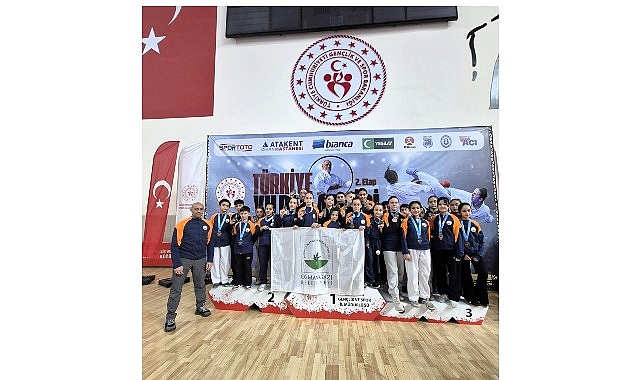 Osmangazi Belediyespor Karate Takımı, Eskişehir’de düzenlenen Türkiye Yıldızlar Ligi 2’inci