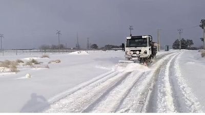 Osmangazi Belediyesi Fen İşleri Müdürlüğü ekipleri, ilçenin yüksek kesimlerinde etkili