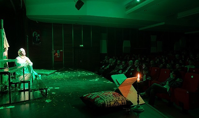 Kocaeli Büyükşehir Belediyesi Şehir Tiyatroları, İnegöl Belediyesi tarafından düzenlenen Tiyatro