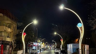 Kocaeli Büyükşehir Belediyesi, İzmit Yahyakaptan Mahallesi’nin en işlek güzergâhlarından biri