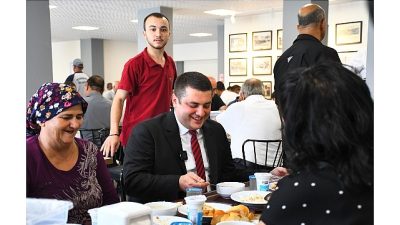 Artan gıda fiyatlarıyla birlikte dışarıda yemek yemenin lüks hale geldiği