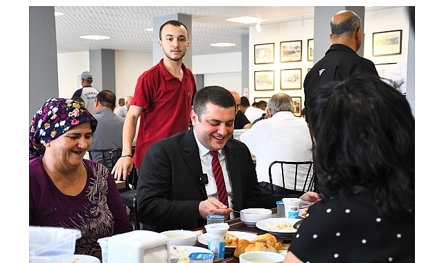 Artan gıda fiyatlarıyla birlikte dışarıda yemek yemenin lüks hale geldiği