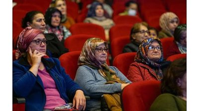 Torbalı Belediyesi bünyesinde kurulan Torbalı Kadın Emeği Merkezi (TORKEM), kooperatifleşme