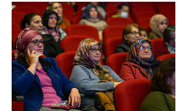 Torbalı Belediyesi bünyesinde kurulan Torbalı Kadın Emeği Merkezi (TORKEM), kooperatifleşme