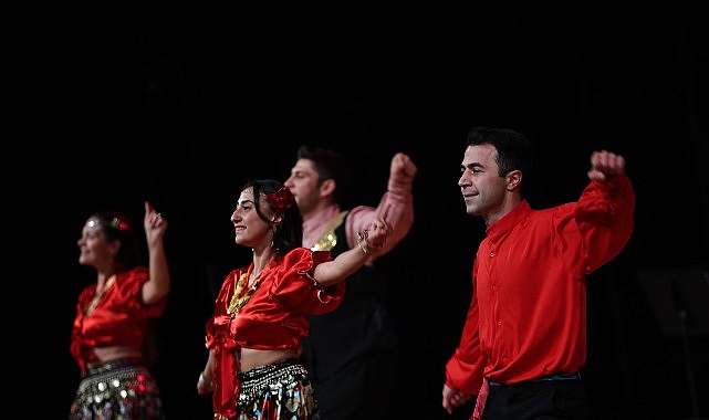 Antalya Büyükşehir Belediyesi İsmail Baha Sürelsan Konservatuvarı Türk Halk Müziği