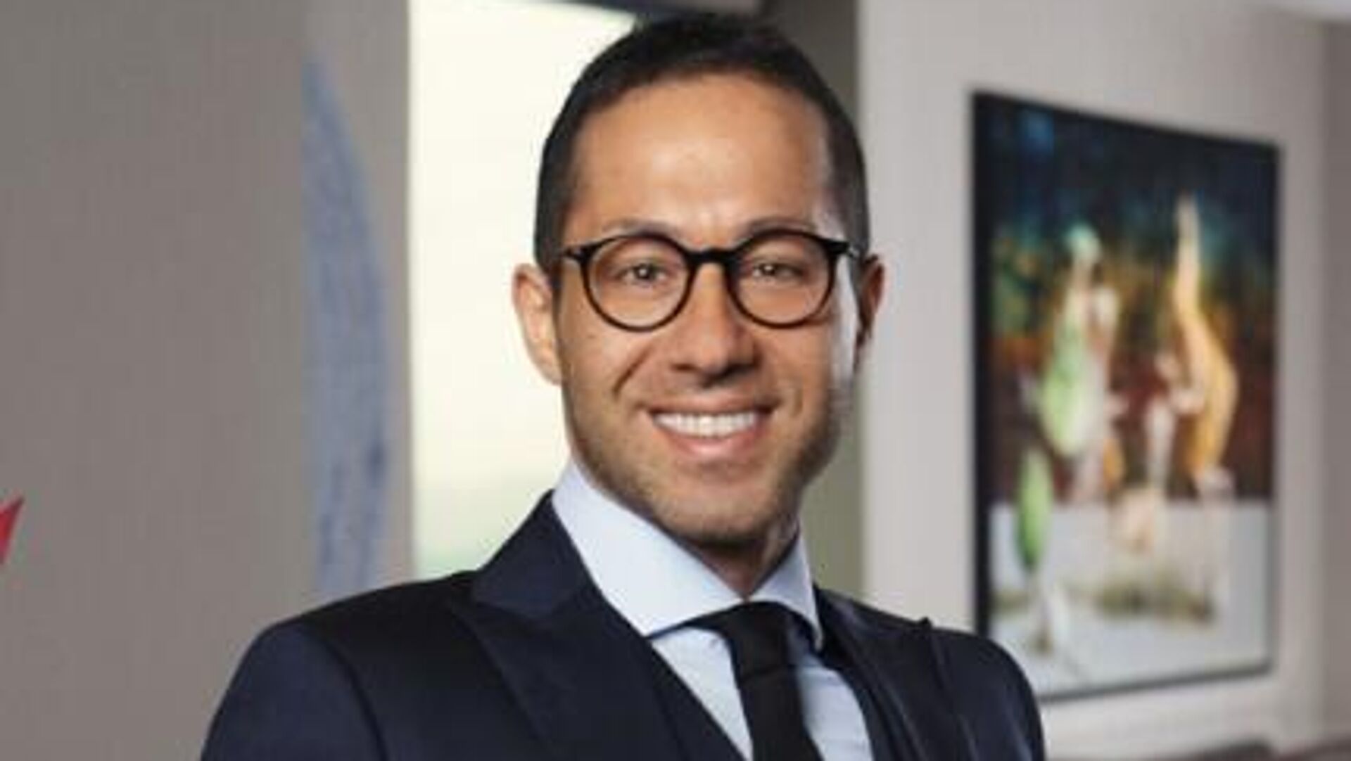 Uyuşturucu ve fuhuşa yönelik yürütülen soruşturma kapsamında haklarında yakalama kararı