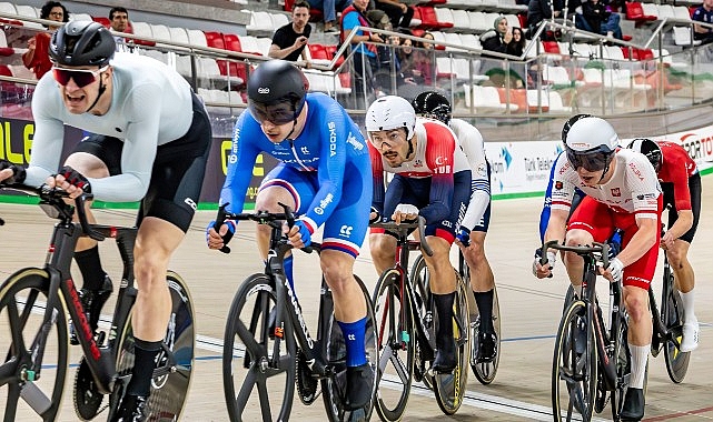 Konya Olimpik Velodromu’nda düzenlenen 2026 UEC Avrupa Pist Bisikleti Şampiyonası’nın