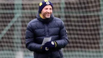 Fenerbahçe Teknik Direktörü Tedesco, Kocaelispor maçı öncesinde oyuncularına son uyarılarını