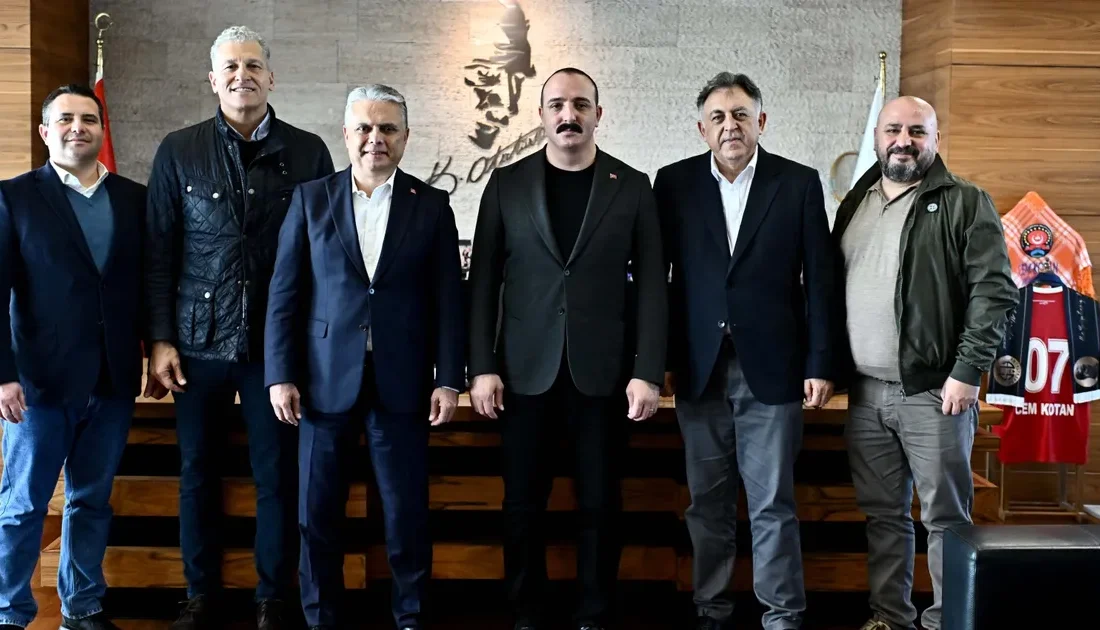 Muratpaşa’da gıda işletmelerinde hijyen ve gıda güvenliği standartlarını yükseltmek amacıyla