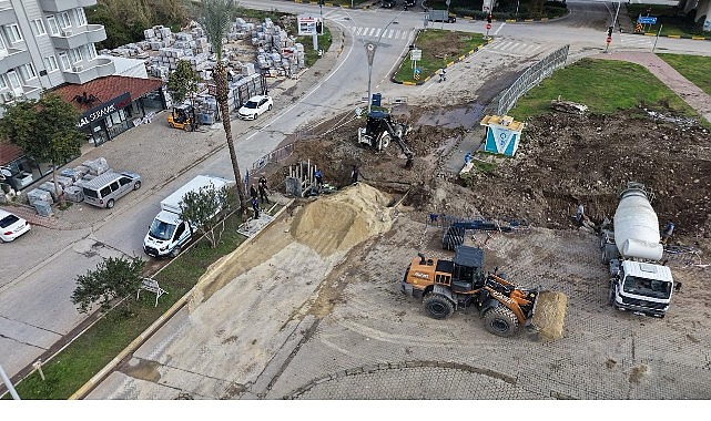 Kemer Belediyesi Fen İşleri Müdürlüğü ekipleri, Arslanbucak Mahallesi’nde altyapı çalışmalarını