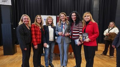 Bakırköy Belediyesi’nin her Cuma İspirtohane Kültür Merkezi’nde düzenlediği “Bakırköy Muhabbeti”