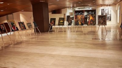 Bakırköy Belediyesi’nin resim kurslarına katılan kursiyerlerin eserlerinden oluşan karma resim