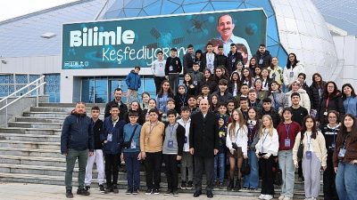 Konya Büyükşehir Belediye Başkanı Uğur İbrahim Altay, "Bilimle Keşfediyorum" projesi