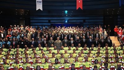 Afetlere hazırlık konusunda öncü olan Konya Büyükşehir Belediyesi, hafif, orta