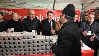 Osmangazi Belediye Başkanı Erkan Aydın, Berat Kandili dolayısıyla Çiftehavuzlar Mahallesi