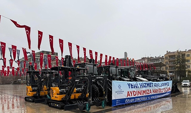 Aydın Büyükşehir Belediye Başkanı Özlem Çerçioğlu, Büyükşehir Belediyesi’nin araç filosunu