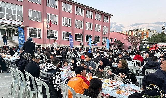 Her yıl olduğu gibi bu yıl da vatandaşları iftar sofralarında