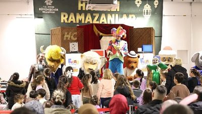 Aydın Büyükşehir Belediyesi tarafından düzenlenen Ramazan etkinlikleri, Aydınlıların yoğun katılımıyla